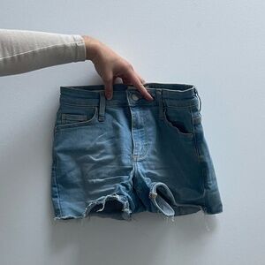 Universal Thread Jean Shorts (High Ride Midi - Size 2/26R)